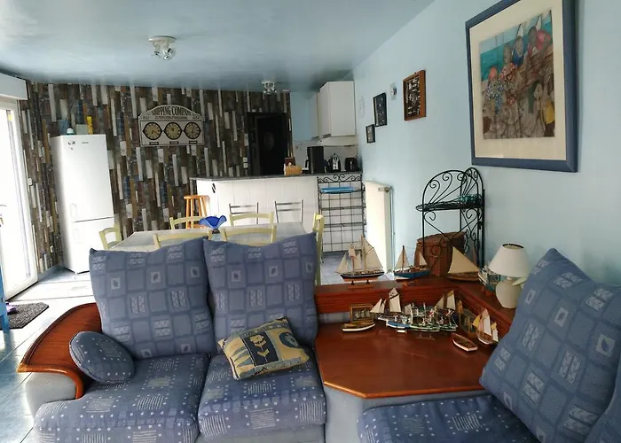 Le Clos Des Pins Feriehus *